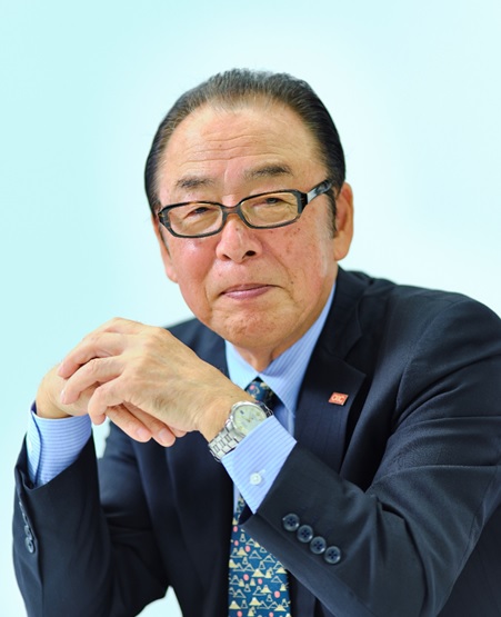 矢部　輝夫